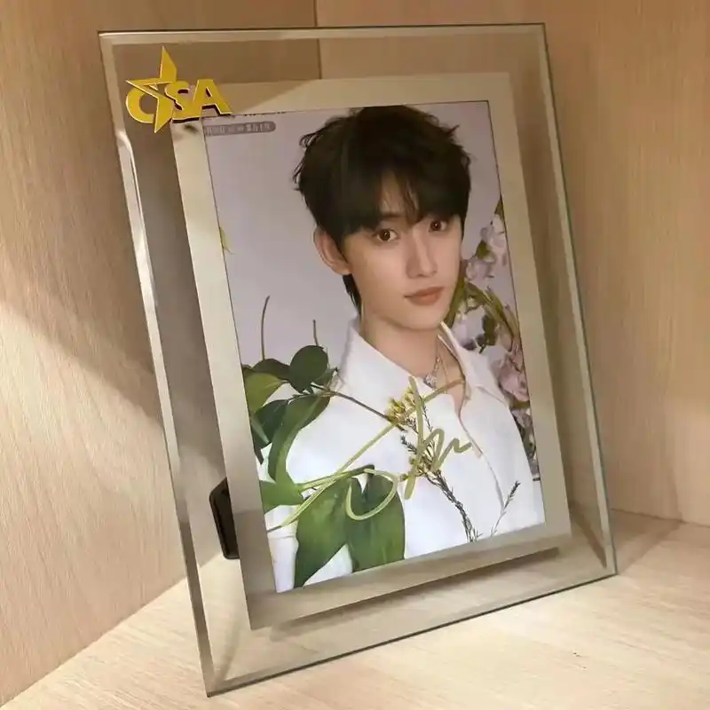 丁程鑫亲笔签名照csa带证书丁程鑫亲笔签名照csa带证书含玻璃相框