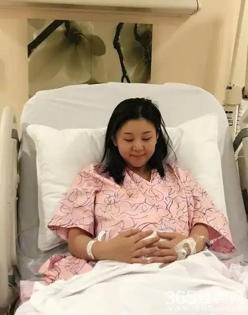 女星孕照大集合,胖到惨不忍睹!李湘邋遢,陶晶莹何洁似大妈!