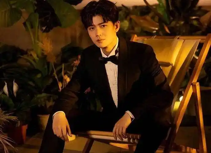 "欢瑞"历届艺人现状,任嘉伦,杨紫,成毅对比,差异很明显_命运_公司