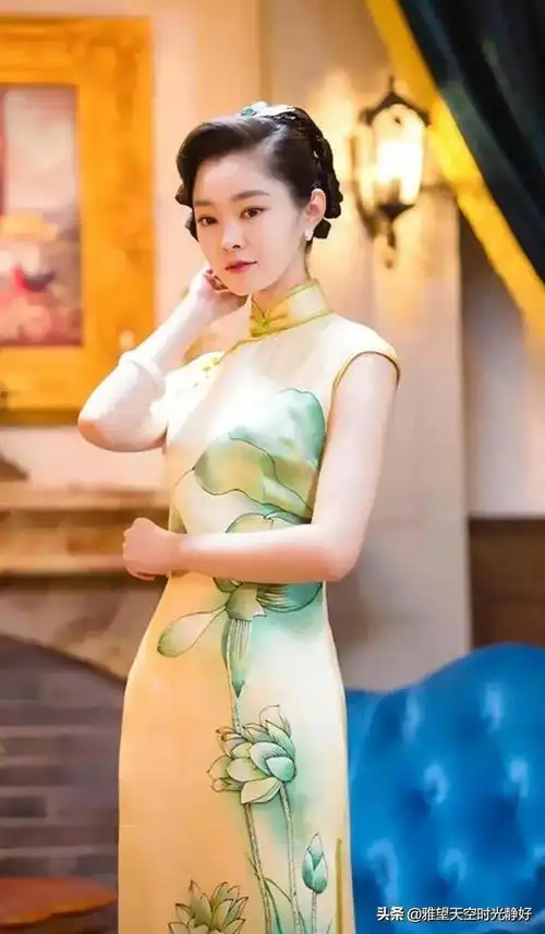 民国旗袍女星剧照(国内女明星民国风旗袍大赏)(17)