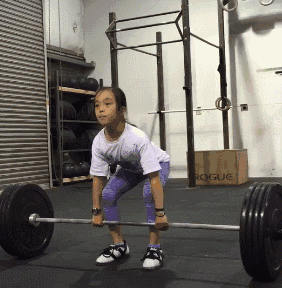 女孩举重女汉子厉害了gif动图_动态图_表情包下载_soogif