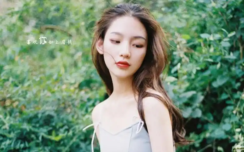 很可爱的抖音说说短语女生介绍自己,高清壁纸图片,非主流-回车桌面