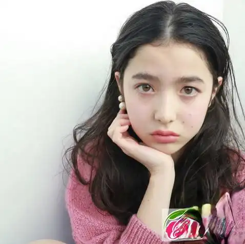 【图】透明度200%黑发最in 可少女可神秘的百搭发色_时尚发型_发藏网