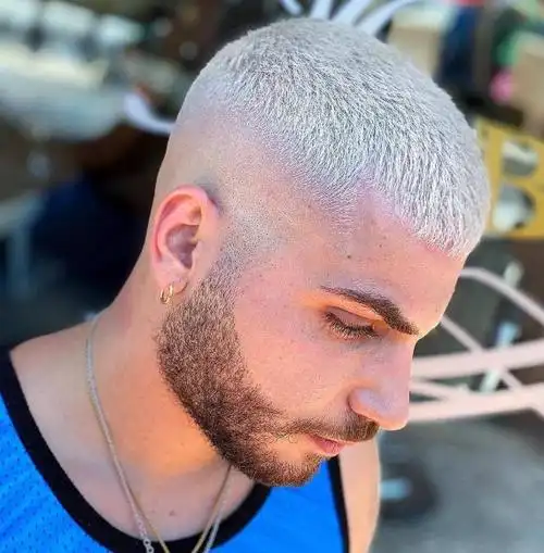 时髦酷炫寸头发型 潮色寸头帅出天际_染发发型 - 美发站