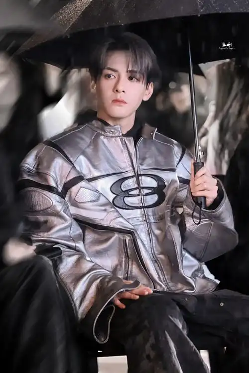 曾舜晞断眉##曾舜晞雨中看秀直拍