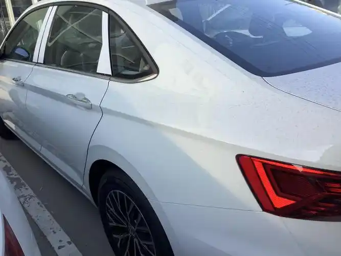 2021款大众速腾实车到店,极地白很大气,配智慧导航 智联控车