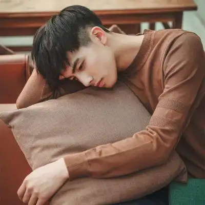 治愈系微信帅哥头像阳光帅气 一切已成过眼云烟