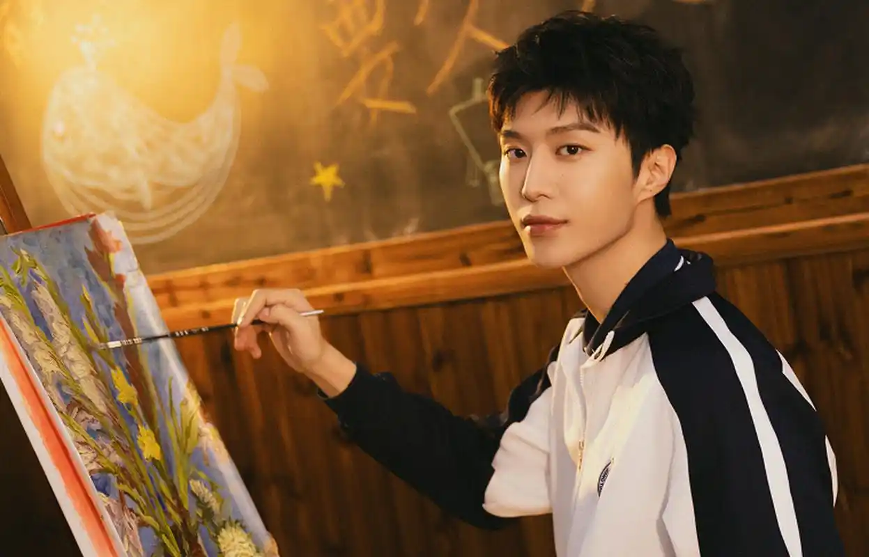 范丞丞的校服照,不知道《要久久爱》会不会爆?