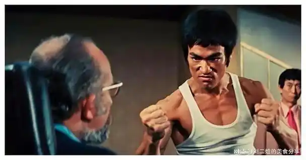 一个离世,一个患病,一个坐轮椅,他依旧风光|成龙|李小龙|洪金宝