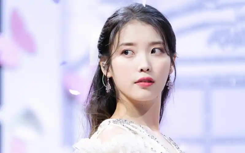 【iu】《lilac/紫丁香》韩语空耳中文音译字幕 李知恩主打曲歌词教学