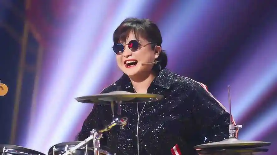 贾玲频繁抄袭韩综 却自辩只是模仿而已_高清1080p在线观看平台_腾讯