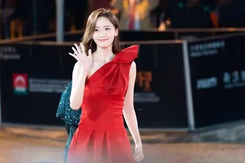 林允儿 - 堆糖,美图壁纸兴趣社区