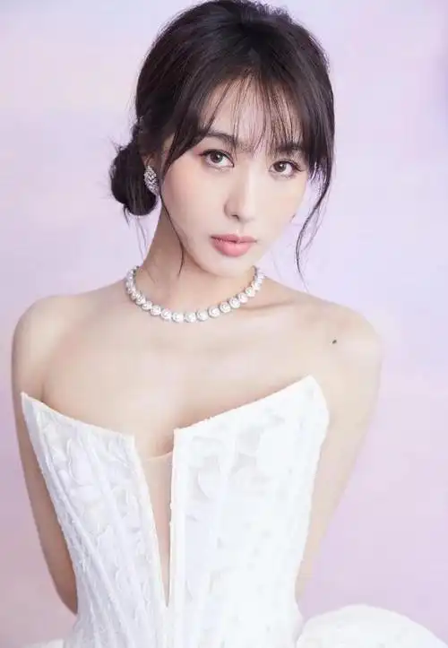 讨论李菲儿67的经纪人经纪人是谁2022已更新