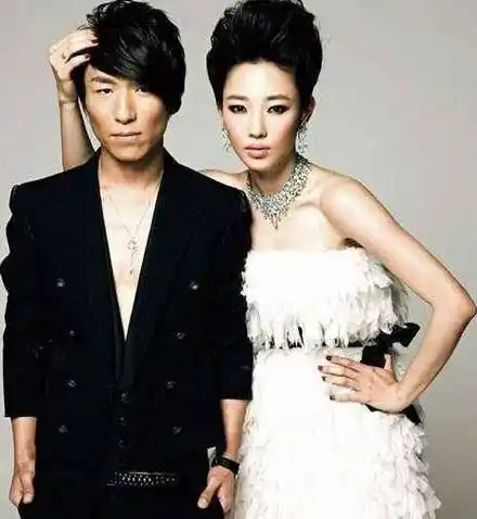 陈羽凡自曝白百何网购成瘾:曾把家里变成仓库,从来不收拾!