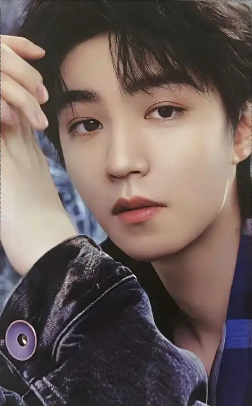 惊艳到的瞬间真的好爱王俊凯这种精致清秀又不失英气的鼻子@tfboys