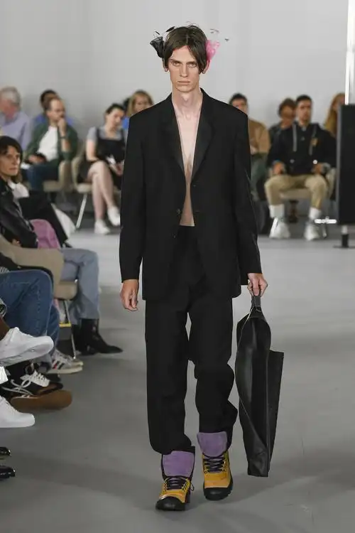 巴黎男装周—— loewe品牌时装秀