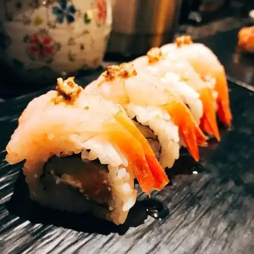 赞好             赞好           法式芥末籽龙虾沙律甜虾卷