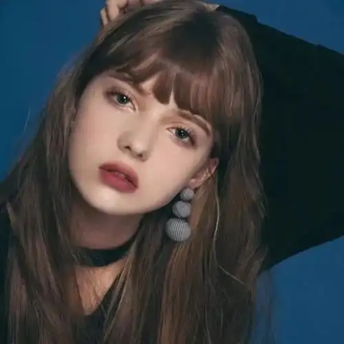 欧美女生头像霸气范2019最新的_个性冷艳女生头像欧美