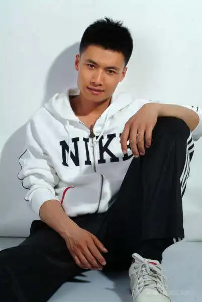 资料图片:青年影视演员于滨--精美写真(4)