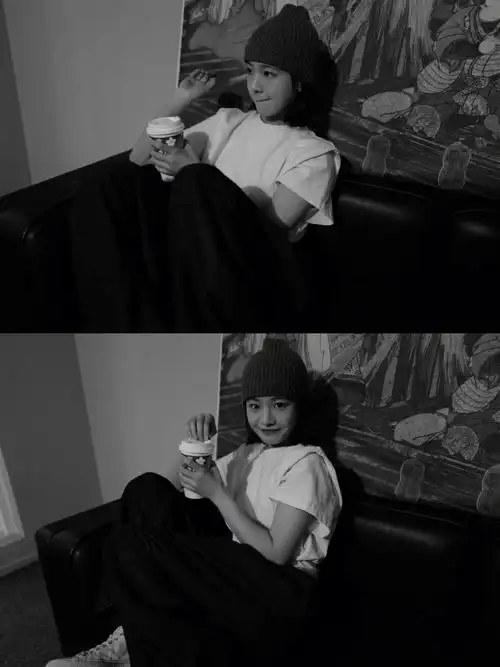 用李庚希的相机给她拍了几张照片