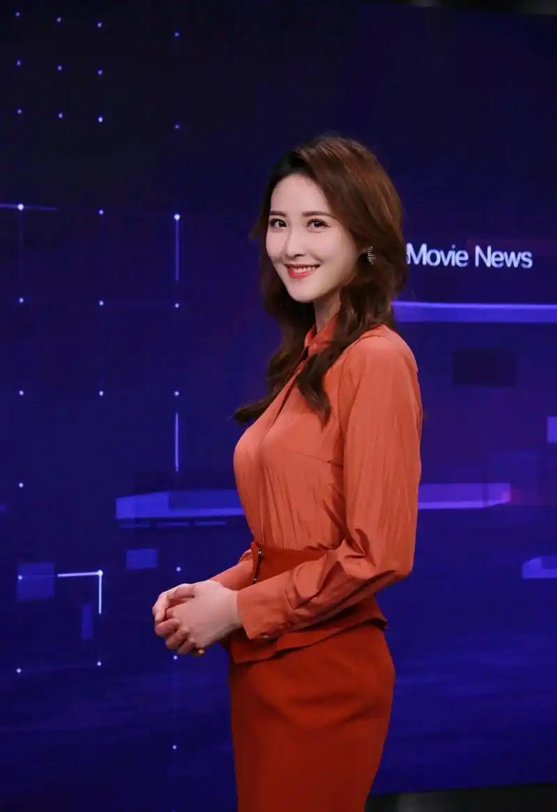 精美图集|李丹儿,优雅美丽的女主持人