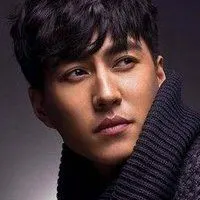 靳东头像高清图片大全_名人靳东真人头像大图下载_微信头像图片大全