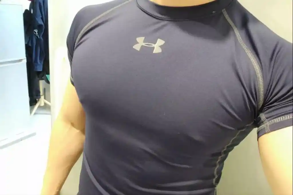 附一套胸肌训练计划