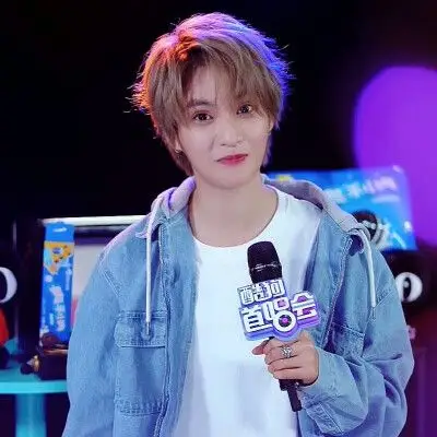 林凡自截头像 可二改二传 抱图dd 使用注明dt沈祀楠