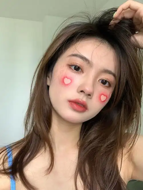 520爱心腮红约会妆