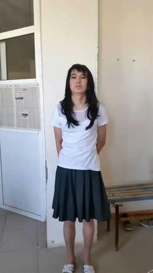 【男友心疼女友考试压力大】男扮女装上考场代考