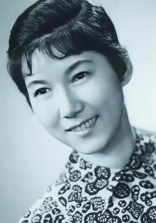 丑娘张少华面丑心更丑年轻时作恶多端晚年风水轮流转