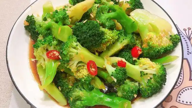 凉拌西兰花怎么做_凉拌西兰花的做法_乐思小厨_豆果美食