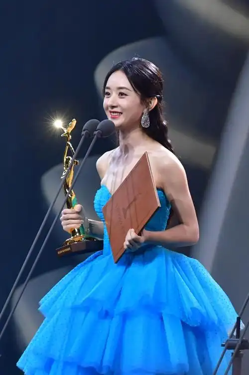 任达华童瑶王一博赵丽颖获大奖,金鹰奖喜提多个热搜