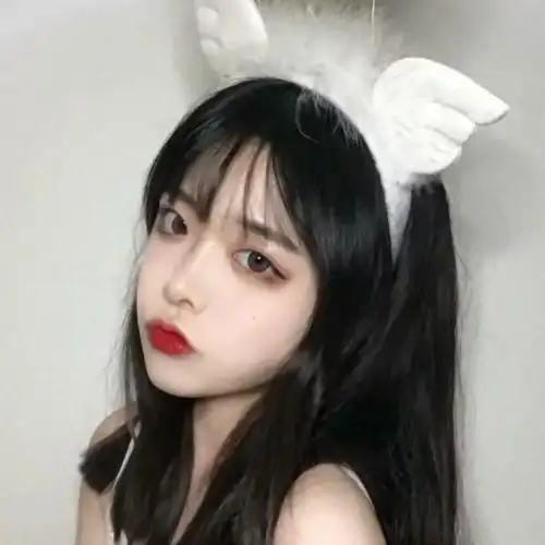 超火ins女生头像