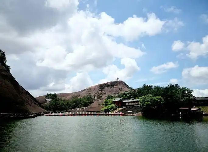 我的旅程之:江西弋阳卧佛—中国最大的卧佛 - 美篇