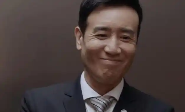 2021年,于和伟和孙俪主演了一部反映建筑行业的职场剧《理想之城》