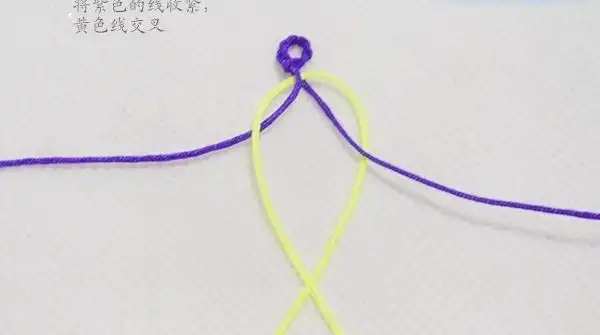 是最常用的一种编法,手链,脚链,项链都可以用到.