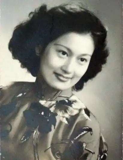 杜月笙一生中的五位太太,个个容貌不俗,各有特色,你觉得谁最美_姚玉兰