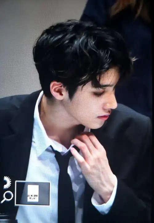 i西装速速进来看帅哥