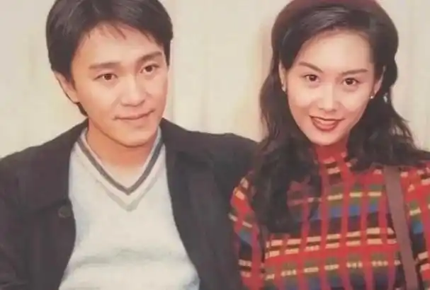 如今再看朱茵才明白他当初和周星驰分手是多么正确的选择