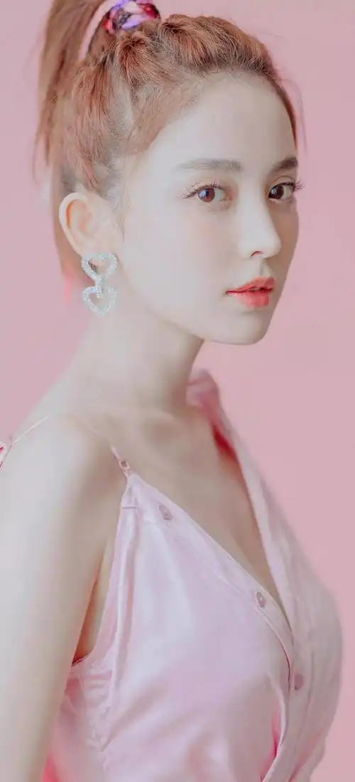 古力娜扎美照一册欣赏