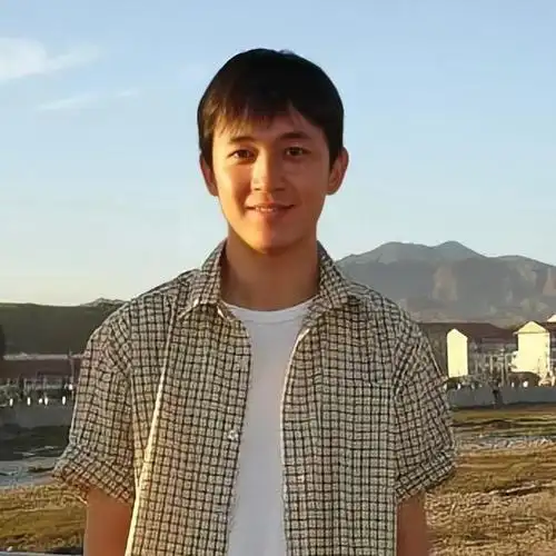 潘粤明离婚后董洁把儿子视为软肋9年不让我看儿子