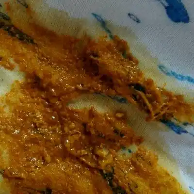 有图看见恶心的务点,新生儿半吃母乳拉的大便一天好多次,拉的这样的