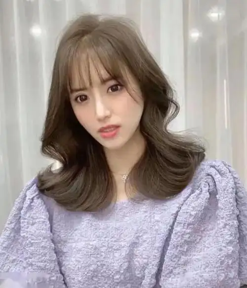 4050岁女人别乱染发3步选发色指南太实用显白还显年轻