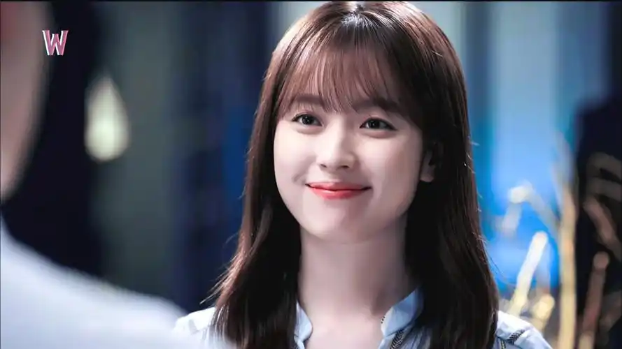 《w两个世界》韩孝周唯美剧照图片桌面壁纸-日韩影视-手机壁纸下载-美