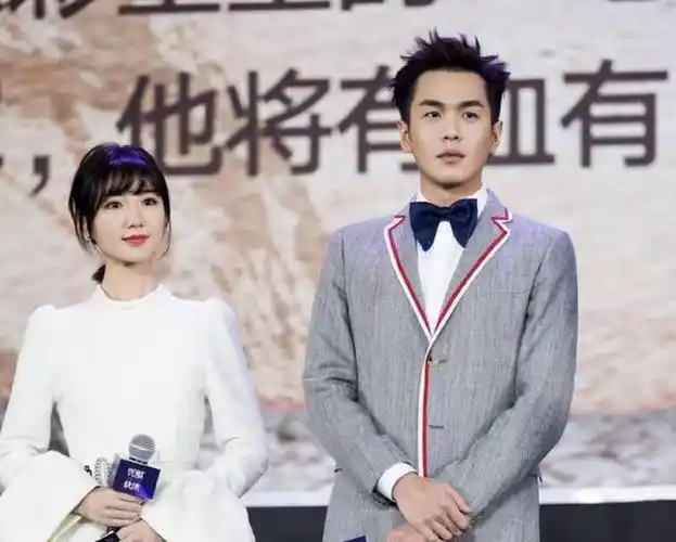 和别人都是严肃脸,唯独对唐艺昕不同|张若昀|毛晓彤|张显宗_网易订阅