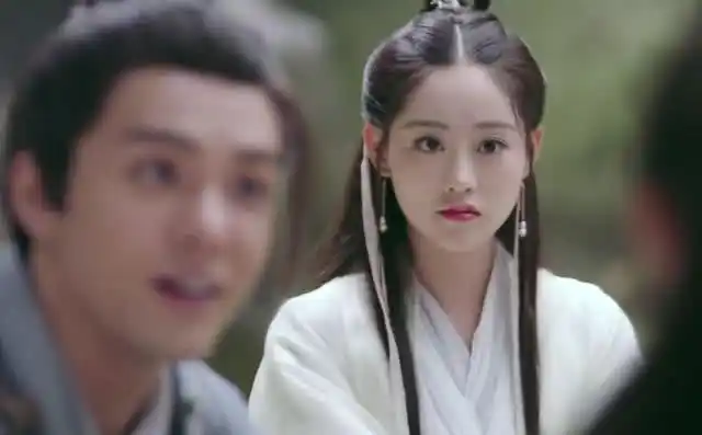 《新倚天》曾舜晞分吃的时候,祝绪丹这一表现堪称是教科书演技