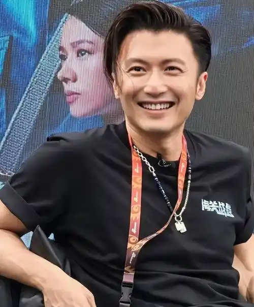 谢霆锋行程排满一年,新综艺开播在即,广州演唱会官宣