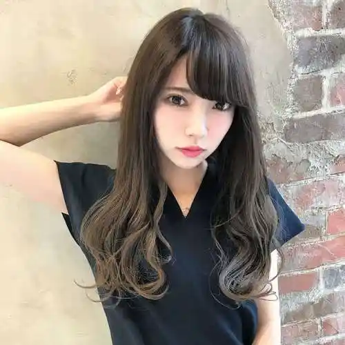 长脸女人剪什么发型好看(长脸型适合什么样的发型图片)(图4)