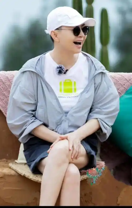 62岁宋丹丹展现出完美身材!